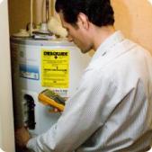 Plumbing contractor in Bowie MD diagnoses a malfunctioning water heater